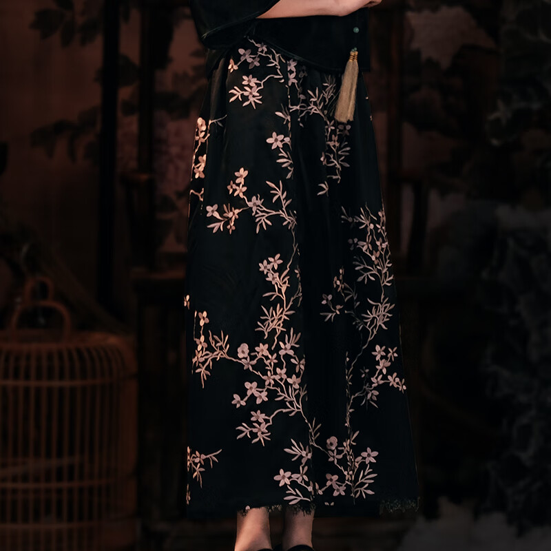 红馆旗袍2025春夏新款旗袍搭配半身裙A字半裙新中式绣花裙秋月凉 黑色 S