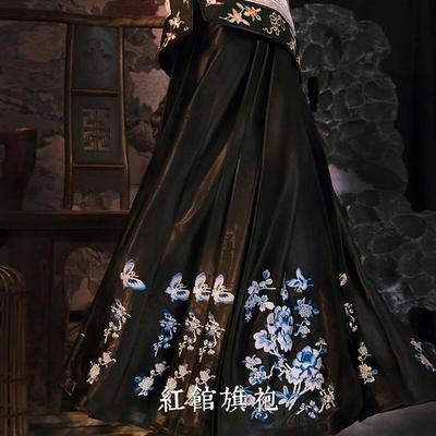 红馆旗袍2025春秋新款绣花中国风半身裙日常重工气质马面裙玉海青 黑色 S